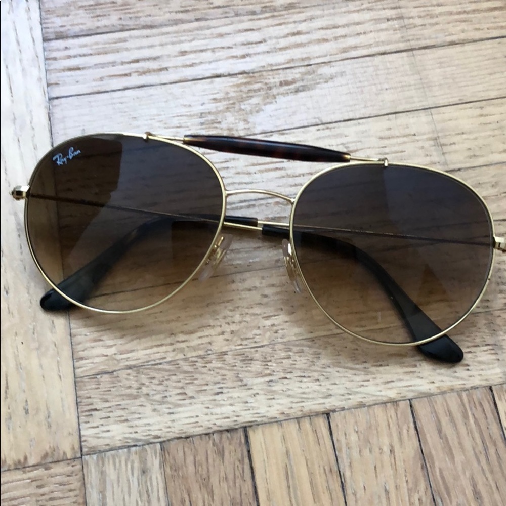 Ray ban aviators
